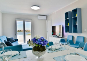 BLUEMARINE, Umag
